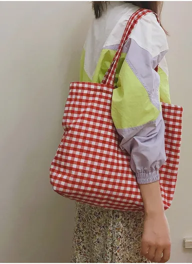 Women Cotton Tote Bag Grid Pattern Shoulder Bag for Gym, Work, School 573 (D40 x W26 x T9)cm - Red