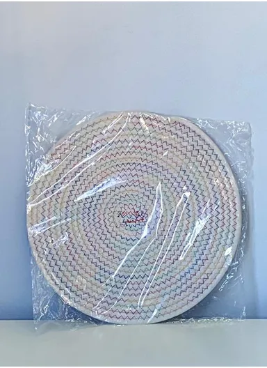 35cm Textile Easy Clean Heat Resistant Placemat Woven Table Mat For Kitchen Dining Room YX2023-5 - Beige