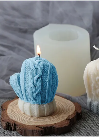 Cute Scented Glove Shape Candle For Relaxation &amp; Home Decoration (L3 x W6 x H7)cm - White / Blue 