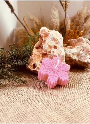 Decorative Scented Snow Candle For Relaxation (L6 x W6 x H2.5)cm - Pink