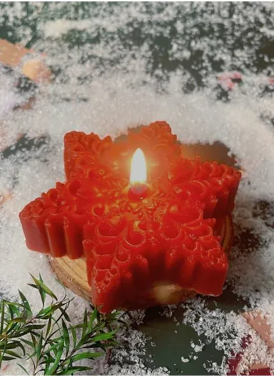 Decorative Scented Snow Candle For Relaxation (L8.5 x W8.5 x H2)cm - Red