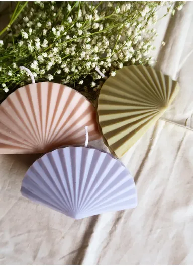 Decorative Scented Sea Scallop Shel Candle For Relaxation (L6 x W12.5 x H7)cm - Purple