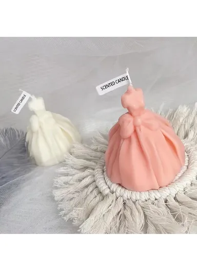 Decorative Scented Wedding Dress Candle For Relaxation, Suvenier &amp; Home Decoration (D8.5 x H9)cm - White