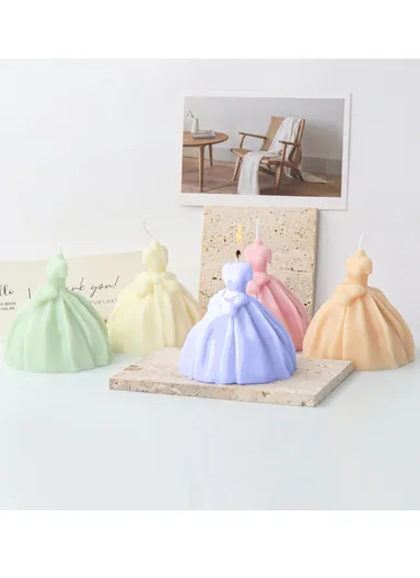 Decorative Scented Wedding Dress Candle For Relaxation, Suvenier &amp; Home Decoration (D8.5 x H9)cm - Purple