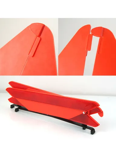 21LED Car Warning Triangle Emergency Reflective LED Light Battery Operated (W42 x D3 x H42)cm