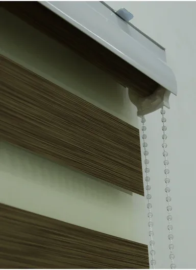 200x180cm Easy Control Waterproof Blackout Polyester Fabric Roller Blinds, Sheer Or Privacy Light Control - Khaki