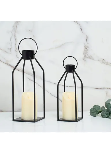 2Pcs / Set Iron Candle Holder with LED Candle Bedside Lamp Lantern Home Decor