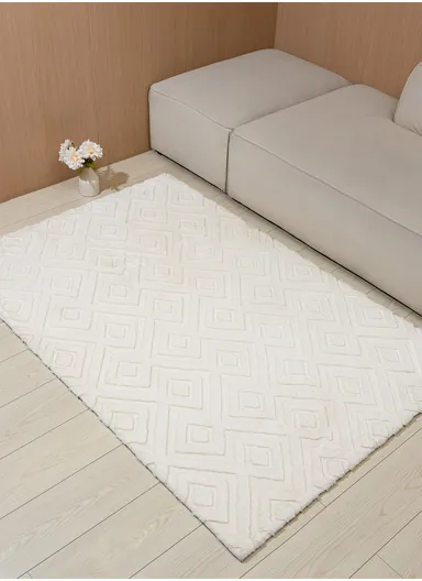 120x180cm Anti-Slip Luxurious Rabbit Fur Shaggy Rug Cozy, Soft &amp; Modern Decor - Off-White