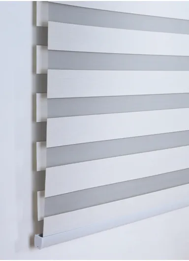 150x150cm Crease-Free Waterproof Full Blackout Polyester Fabric Roller Curtain - White