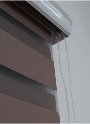 150x150cm Crease-Free Waterproof Full Blackout Polyester Fabric Roller Curtain - Coffee