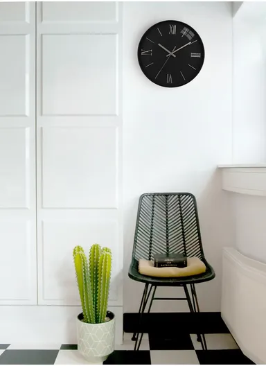 30cm Modern &amp; Stylish Wall Clock Elegant Plastic Frame, Battery Operated, Ideal for Home &amp; Office Decor 6001CHM - Black &amp; Silver
