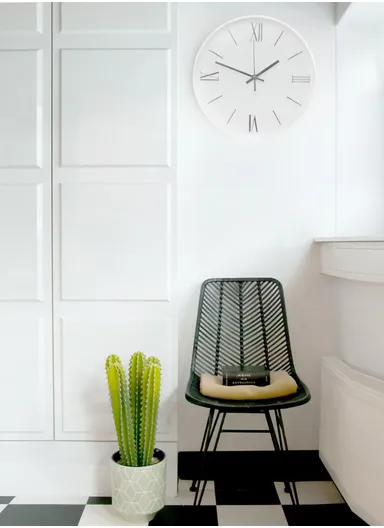 30cm Modern Decorative Wall Clock Stylish, Durable &amp; Battery Efficient 8022Y - White