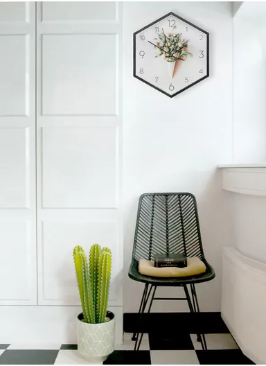 30cm Modern Decorative Wall Clock Stylish, Durable &amp; Battery Operated 925