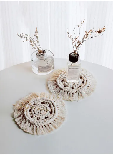 Dremisland Coaster for Drinks Absorbent Woven Coasters Handmade Macrame Coasters with Tassels Coffee Aromatherapy Décor Heat Protection Mat GT023