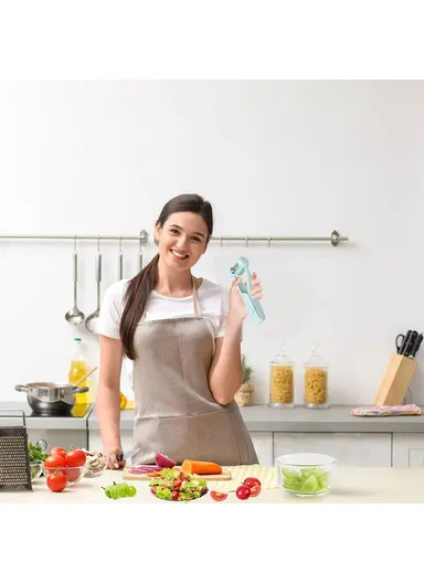 Multi-Function Grape Cutter Tomato Cherry Strawberry Cutter Tools Into 4 Pieces (No FDA, BPA-Free) - Baby Blue