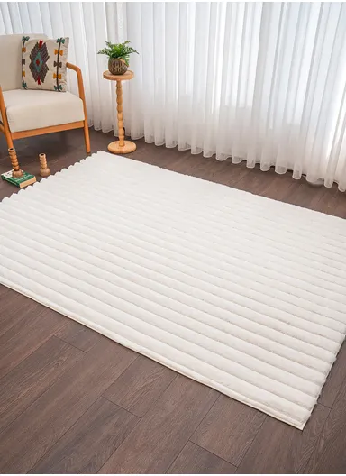 Para Sala Faux Rabbit Carpet 160 x 230 cm Rectangular Zymta Winter Carpet - White