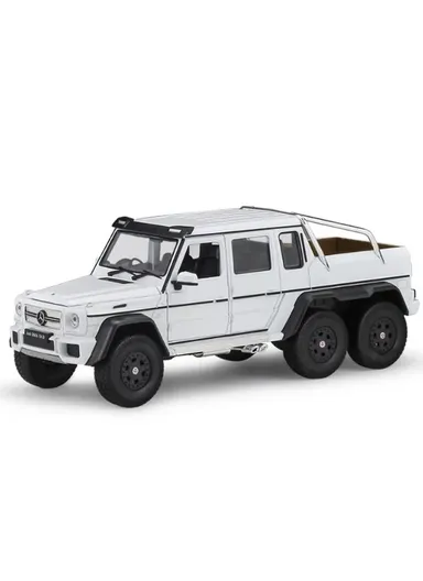 Welly 1:4 Scale Mercedes-Benz AMG G 63 6x6 Model Replica 24061W - White
