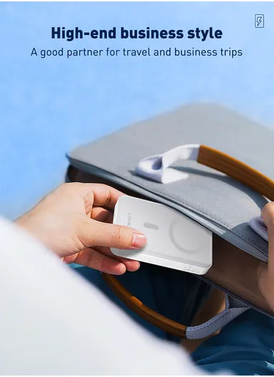 10000mAh Magnetic Wireless Mini Portable Charger Power Bank, With invisible Stand, Battery Pack Powerbank PQ16