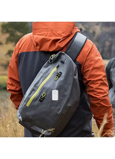 1200mAh Portable Charger Mini Magnetic Wireless Smart Watch &amp; Phone Power Bank with Keychain - Green