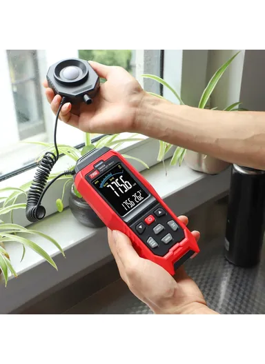 Digital Lux Meter, Handheld Light Meter with Detachable Sensor, Backlit LCD, Alarm Function, Compact Illuminometer for Home, Office &amp; Industrial Use