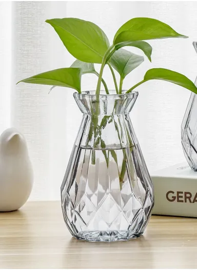 Elegant Diamond Design Flower Desk Decorative Glass Vase (D7 x H15)cm - Transparent