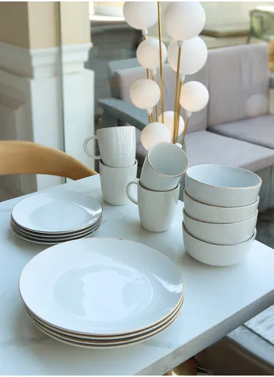 16 Pcs/Set Reactive Glaze Dishes Set, Chip Resistant &amp; Scratch Resistant Ultra Chic Matte Stoneware Dinnerware Service for 4, Microwave &amp; Dishwasher Safe, Durable Everyday Dining Set - White &amp; Gold