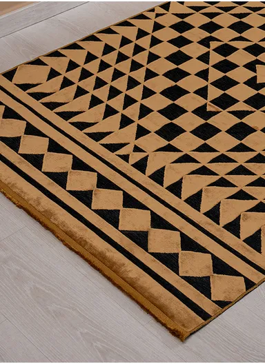 Marbella Woven Carpet 120 x 180 Cm - Mustard / Black