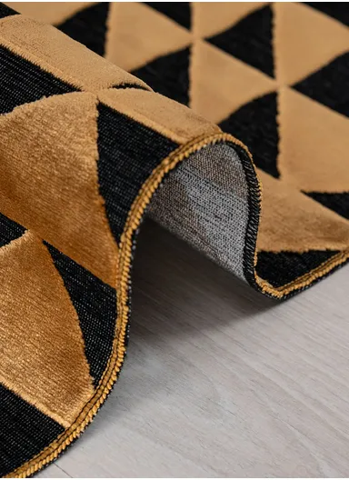 Marbella Woven Carpet 120 x 180 Cm - Mustard / Black