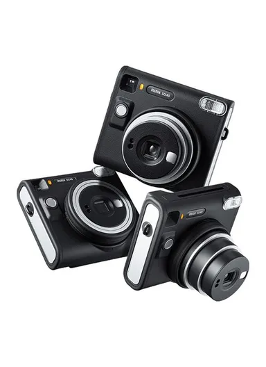 Instant Camera Stylish Textured Design, Automatic Exposure, Selfie Lens &amp; Mirror FUJLSINSTAXSQ40BLK