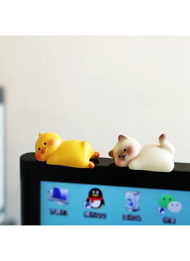 Mini Lying Animal Figurines Desk Ornaments Adhesive Resin Craft Figures for Home / Office Decor BB2453 - Dog