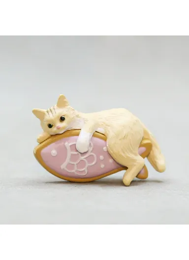Cute Cat Figurine Desk Ornament Figure Cup Lid Decor Computer Decoration for Home  /  Office  /  Car - Cat and Fish