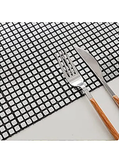 30x45cm Sequin Plaid Placemat Party Home Decor Polyester Table Protection Mat - Black+Silver