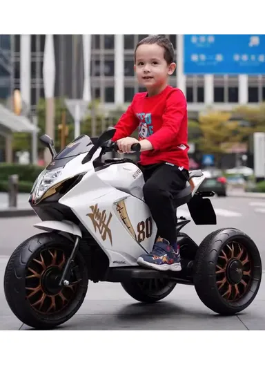 3 Years+ Rechargeable Kids Ride-On Motor Bike with Handle Accelerator &amp; Brake Pedal, LED Lights &amp; Music (L105 × W56 × H68)cm – Black