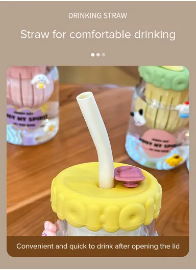 600ml Glass Water Bottle Tumbler with Silicone Lid, Filter &amp; Straw FBW-1LJ (D9 x H13.5)cm - Red