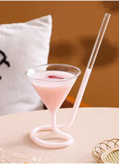 380ml Modern &amp; Fancy Design Cold Beverage Glass Cup with Straw