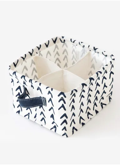 4 Grids Storage Box Organizer with Chevron Design, Foldable Drawer Divider for Multi-Purpose Use (W20 × D20 × H10)cm – White