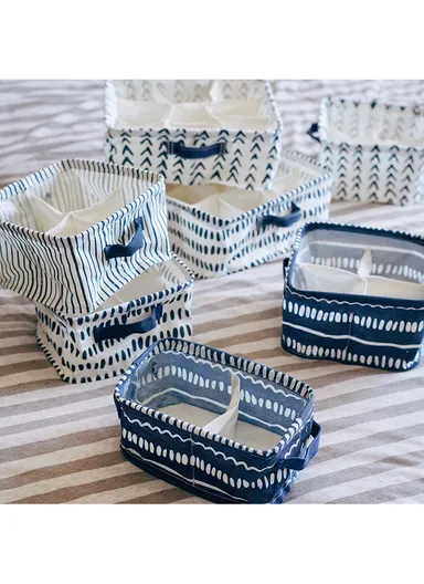 4 Grids Storage Box Organizer with Chevron Design, Foldable Drawer Divider for Multi-Purpose Use (W20 × D20 × H10)cm – White