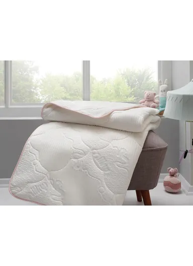 Milky Baby Quilt 95 x 145 cm ( 200 gr/m2 ) - White / Pink