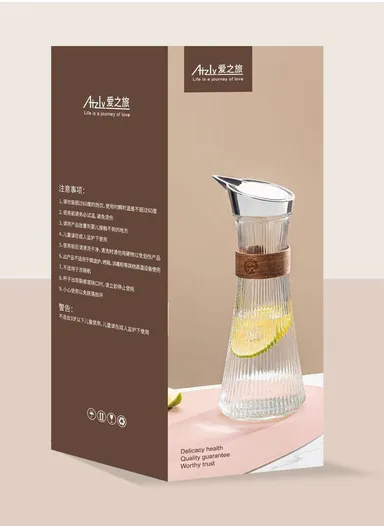 900ml Glass Jug with Spill-Resistant Plastic Lid, Clear Beverage Pitcher for Water, Juice &amp; Cold Drinks