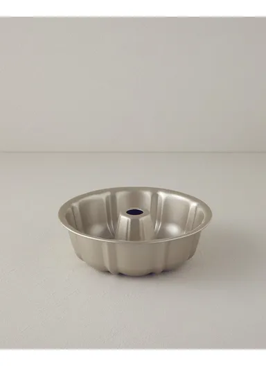 Patisserie Slices Carbon Steel Cake Mold 25.5 cm Champagne