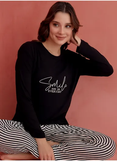 Smile and Be Everyday Patterned Luxury Thermal Women's Pajama Set 1195-10