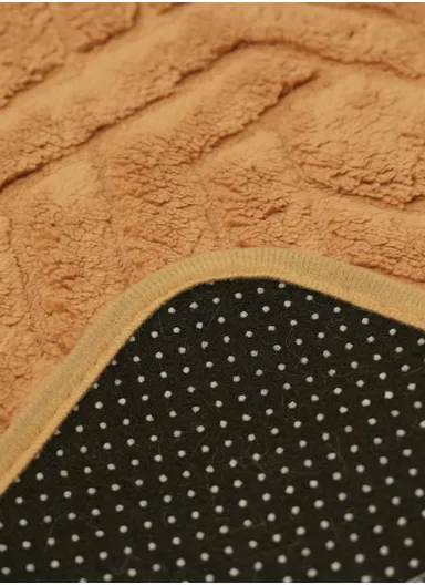 90x150cm Traditional Rectangular Bath Mat with Soft Polyester Surface - Camel