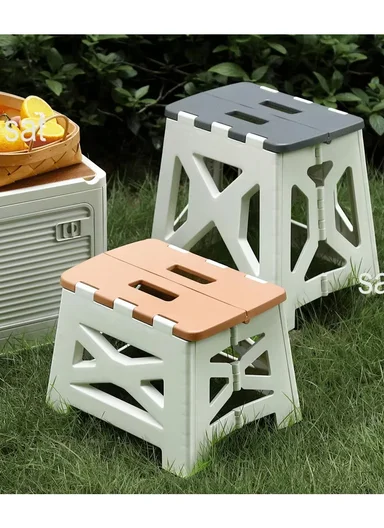 Lightweight Foldable Plastic Stool With Carry Handle 693-XMD-022 (W31 × D23 × H33)cm – Grey