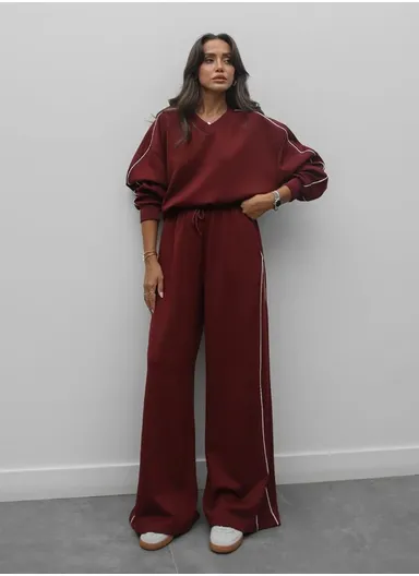 2Pcs Women’s V-Neck Sweater &amp; Wide Leg Pants Set – Burgundy