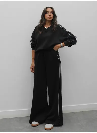 2Pcs Women’s V-Neck Sweater &amp; Wide Leg Pants Set – Black