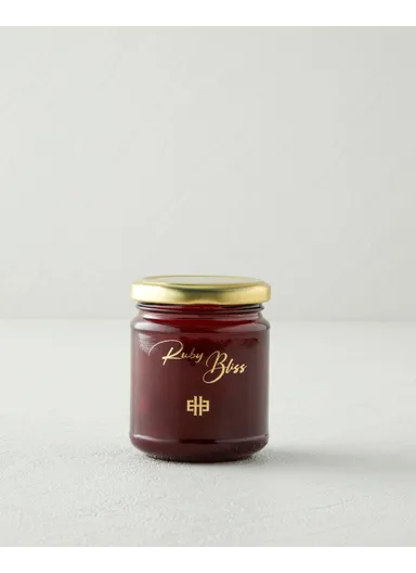 Ruby Bliss Scented Candle 120 g Maroon