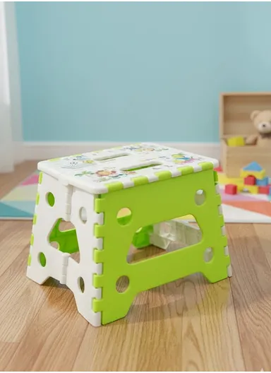 Children’s Portable Folding Step Stool with Cute Cartoon Design, Non-Slip Surface &amp; Easy Carry Handle (L29 × W23 × H22)cm – Green