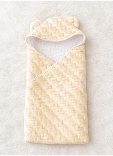 100% Cotton Baby Bath Towel, Soft &amp; Absorbent Fabric, Gentle on Skin, Durable &amp; Quick Drying Hooded Towel with Cute Ears (L75 x W75)cm - Peach Zig-Zag