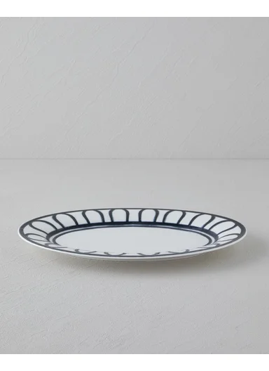 Monarch Porcelain Boat Plate 30 cm Black - White