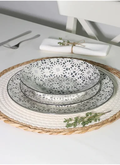 18 pieces Rounded Stoneware Dinnerware Set, Dishwasher &amp; Microwave Safe Durable Everyday Dining Set YH18-120